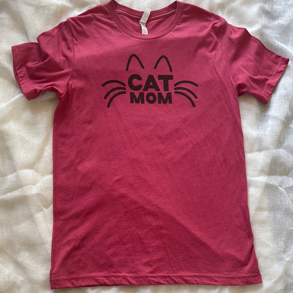 Cat Mom T-Shirt - Red